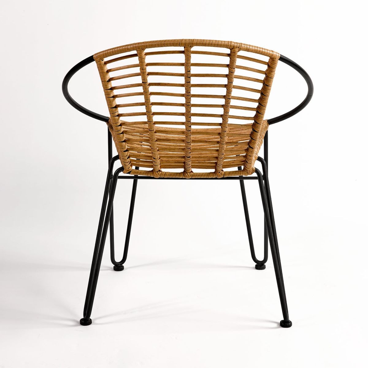 Silla apilable ratán sintético y metal negro Foto: KANKUN WEB (4)