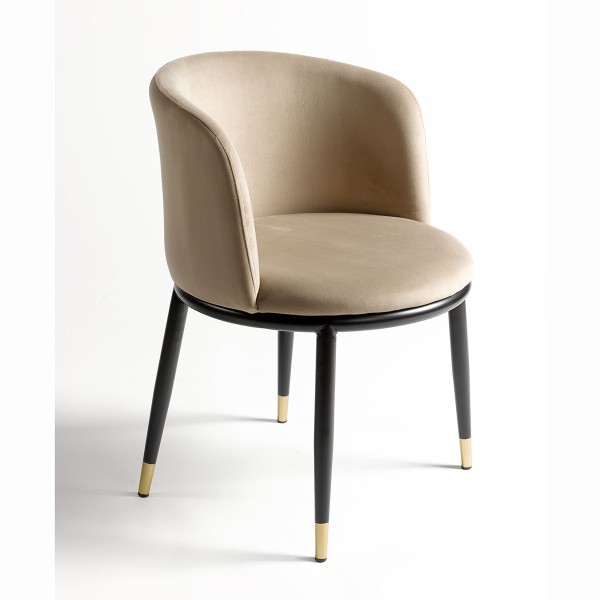 Silla de terciopelo beige con asiento redondo Foto: ALEA-B (5)