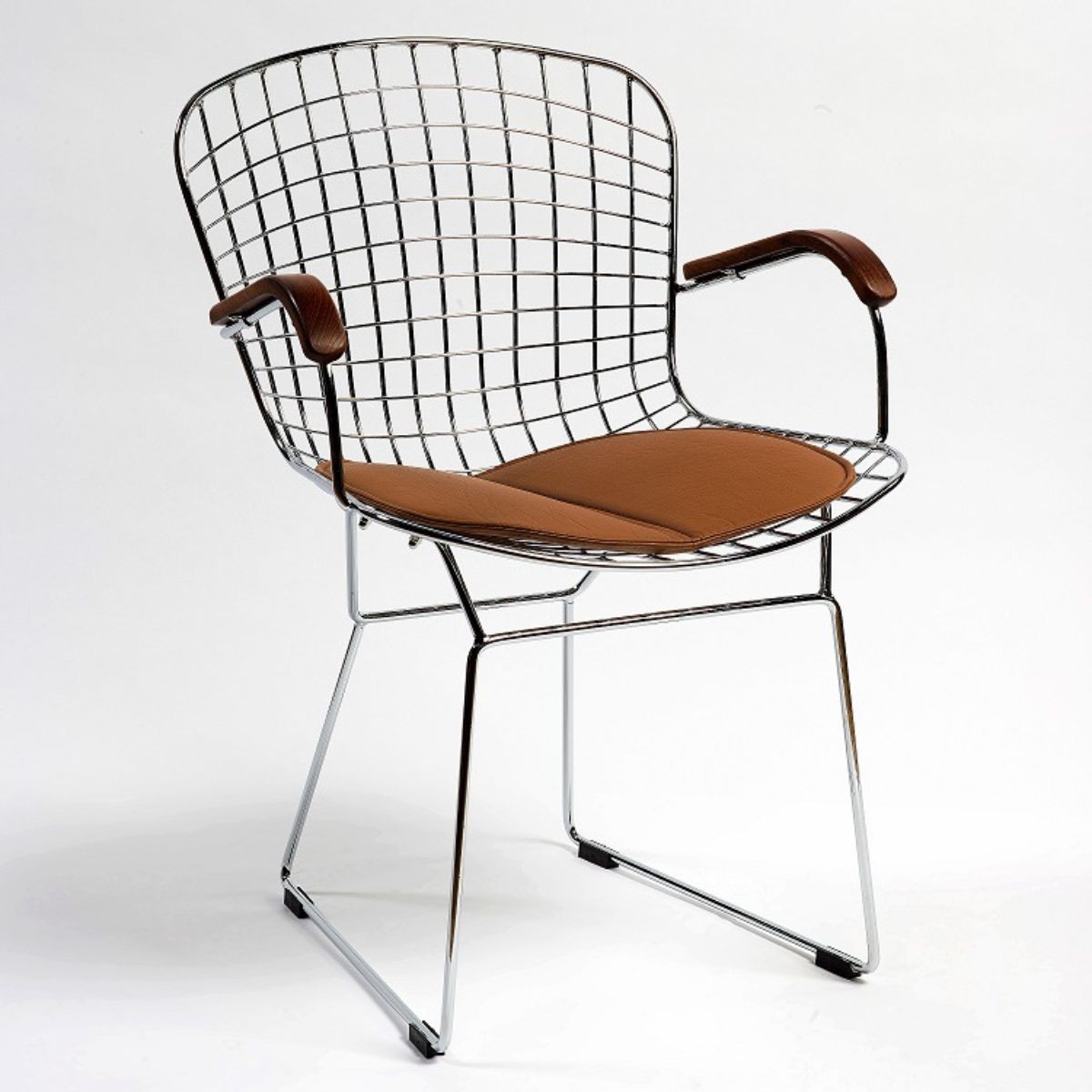Chromed metal armchair with arms and brown cushion