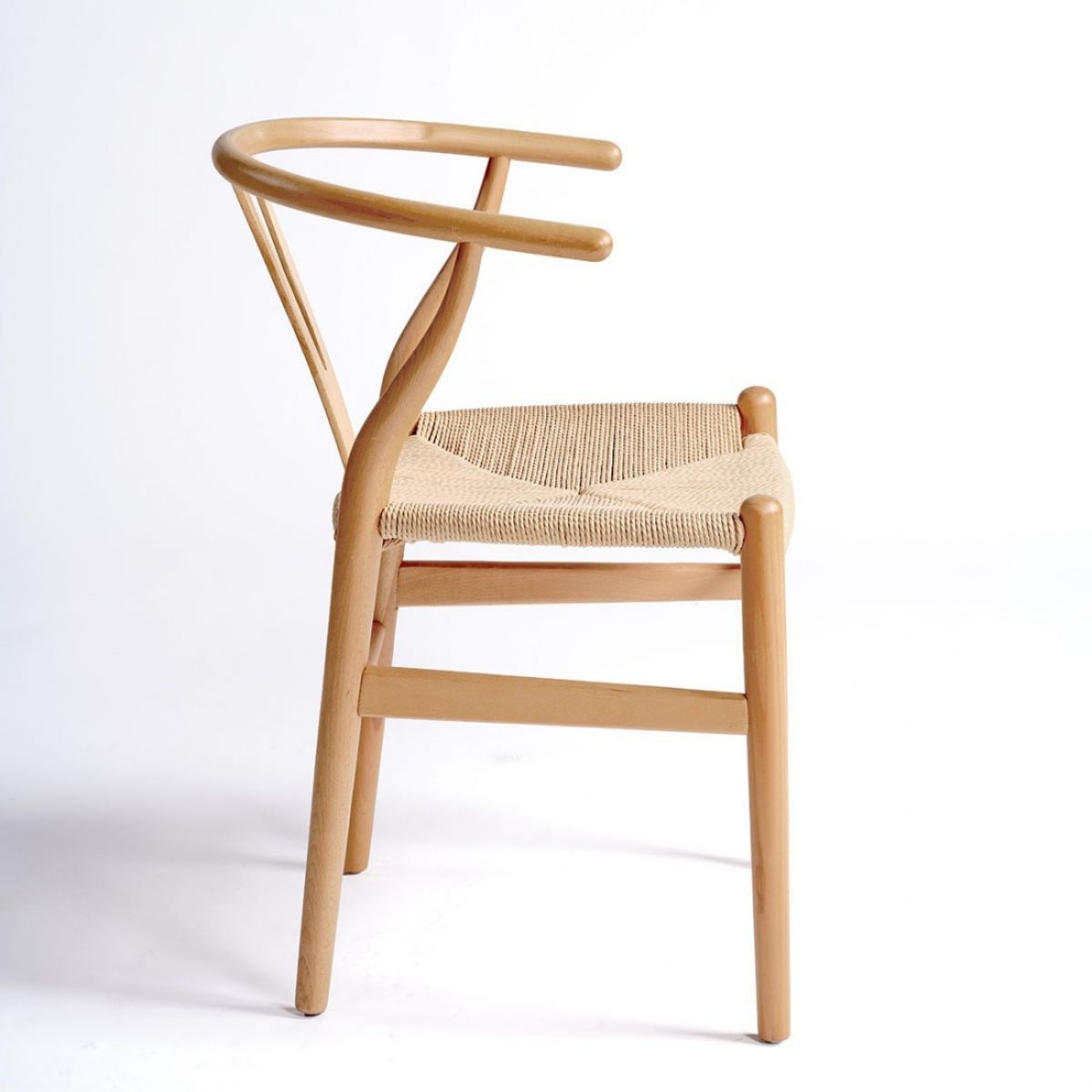 Sillón de fresno y asiento de cuerda