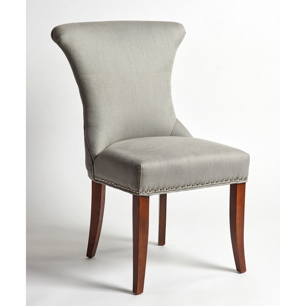 Silla de lino gris claro con tachuelas en trasera Foto: BEC1330G
